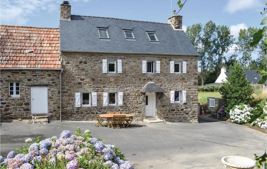 Maison de vacances Nice home in Trezeny w/ 3 Bedrooms  22450 Trézény