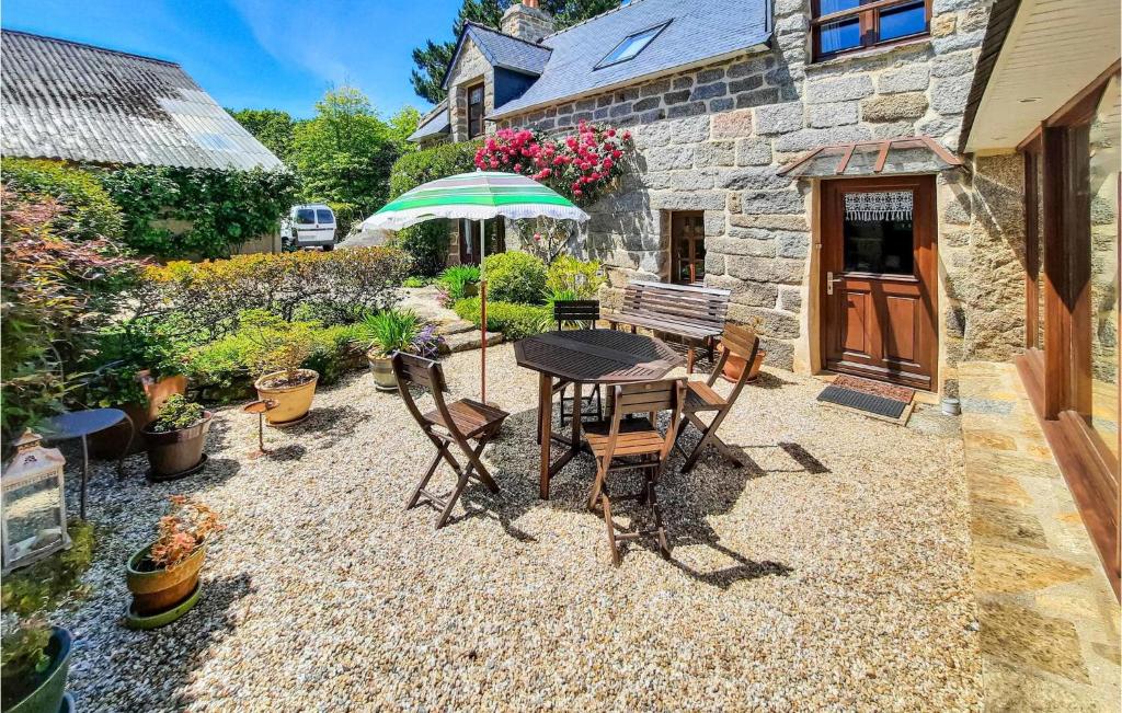 Maison de vacances Nice home in Trgunc with 3 Bedrooms and WiFi  29910 Kerguillaouet