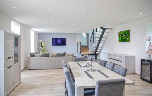 Nice home in Ussel with WiFi and 4 Bedrooms