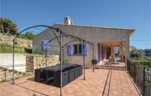 Nice home in Vallauris with 5 Bedrooms, Private swimming pool and Outdoor swimming pool