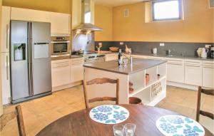 Nice home in Valojoulx with 2 Bedrooms, WiFi and Outdoor swimming pool