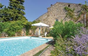 Nice home in Valreas with 1 Bedrooms, WiFi and Outdoor swimming pool