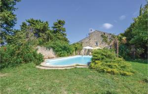 Nice home in Valreas with 1 Bedrooms, WiFi and Outdoor swimming pool