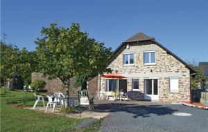 Maison de vacances Nice home in Voutezac with 3 Bedrooms, Internet and Outdoor swimming pool  19130 Voutezac Limousin