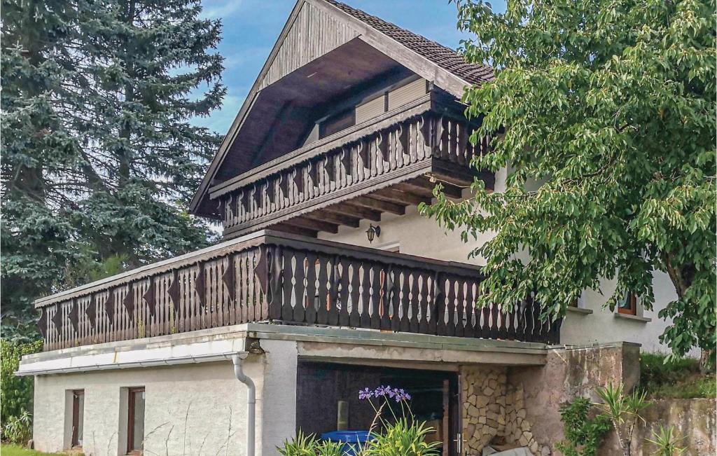 Maison de vacances Nice home in Wasungen with 2 Bedrooms and WiFi  98634 Wasungen