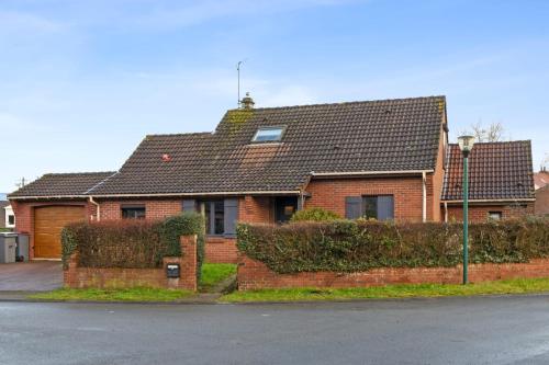 Nice house w garden in Capinghem 15 min to Lille - Welkeys