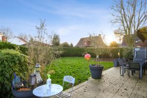 Maison de vacances Nice house w garden in Capinghem 15 min to Lille - Welkeys 6 lotissement La Closerie 59160 Capinghem Nord-Pas-de-Calais