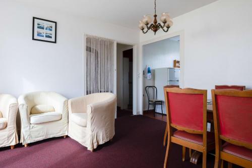 Nice house with garden in La Rochelle - Welkeys