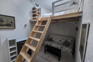 Nice House With Small Private Courtyard