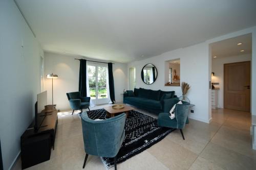 Nice villa with swimming pool and garden nature peace and quiet