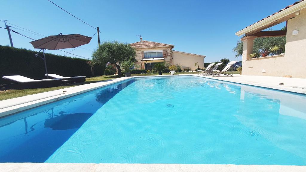Nid du merle avec sauna et jacuzzi privatif