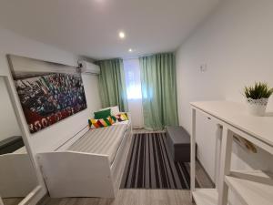 NinePlace by LouzanPlace's