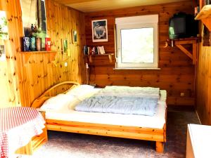 North Sea Holiday Home in Horumersiel with Terrace Barbecue