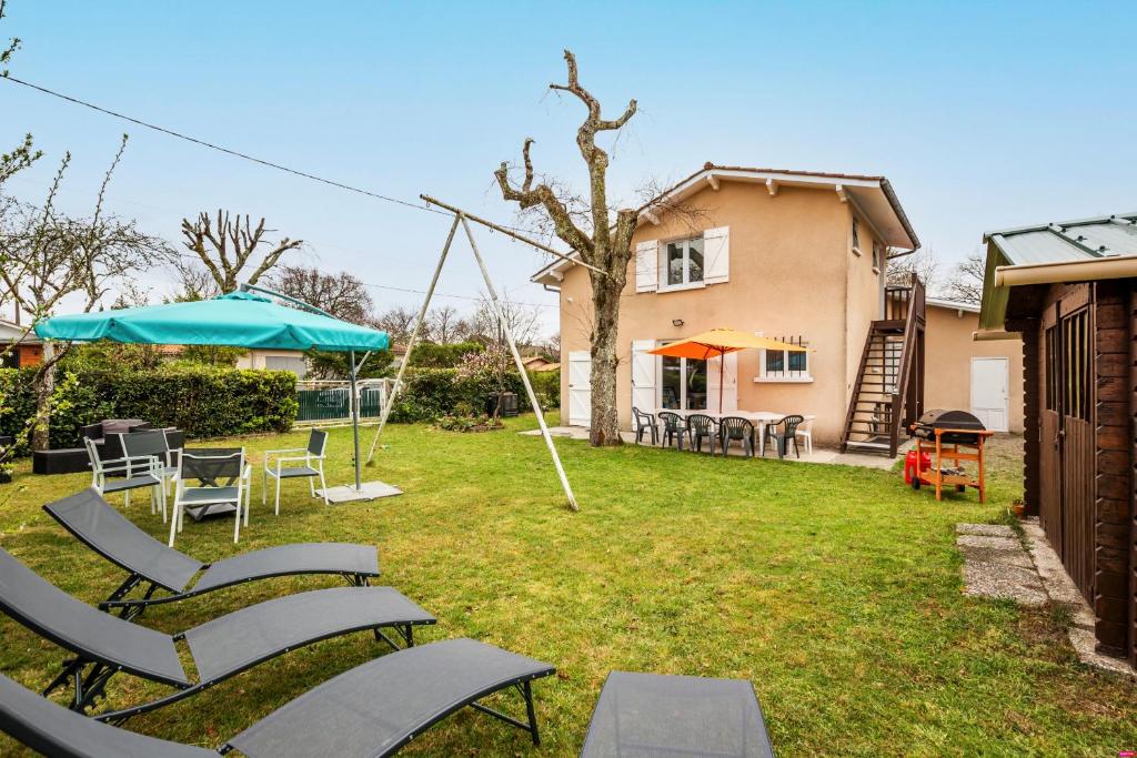 Maison de vacances NOUVEAU maison avec jardin 10 couchages dans quartier calme des Liserons, 16 33510 Andernos-les-Bains