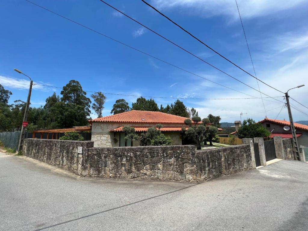 Maison de vacances O Celeiros Rua do Cruzeiro 253 4990-735 Freixo