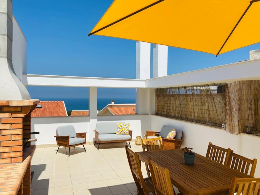 Ocean Terrace - Private Patio with BBQ & Sea view 8 Rua da Serração 8, 2450-065 Nazaré