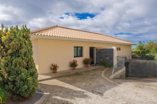 Ocean View Tabua by HR Madeira