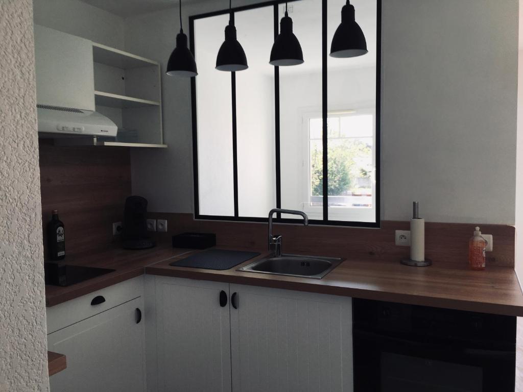 One bedroom house with city view shared pool and furnished terrace at Porto de Mos