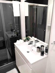 One bedroom house with sea view and wifi at Calheta
