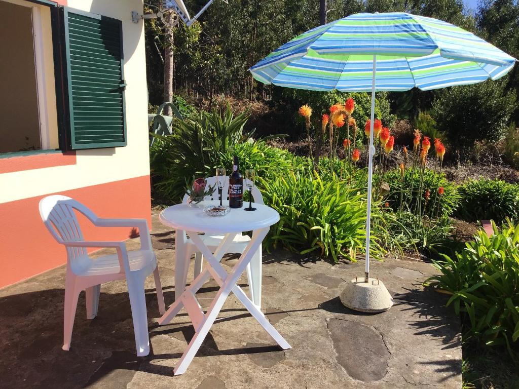 One bedroom house with sea view furnished garden and wifi at Ponta Do Pargo Rua da Igreja 110 Madeira, 9385-219 Ponta do Pargo
