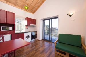 One bedroom house with sea view shared pool and jacuzzi at Lajido