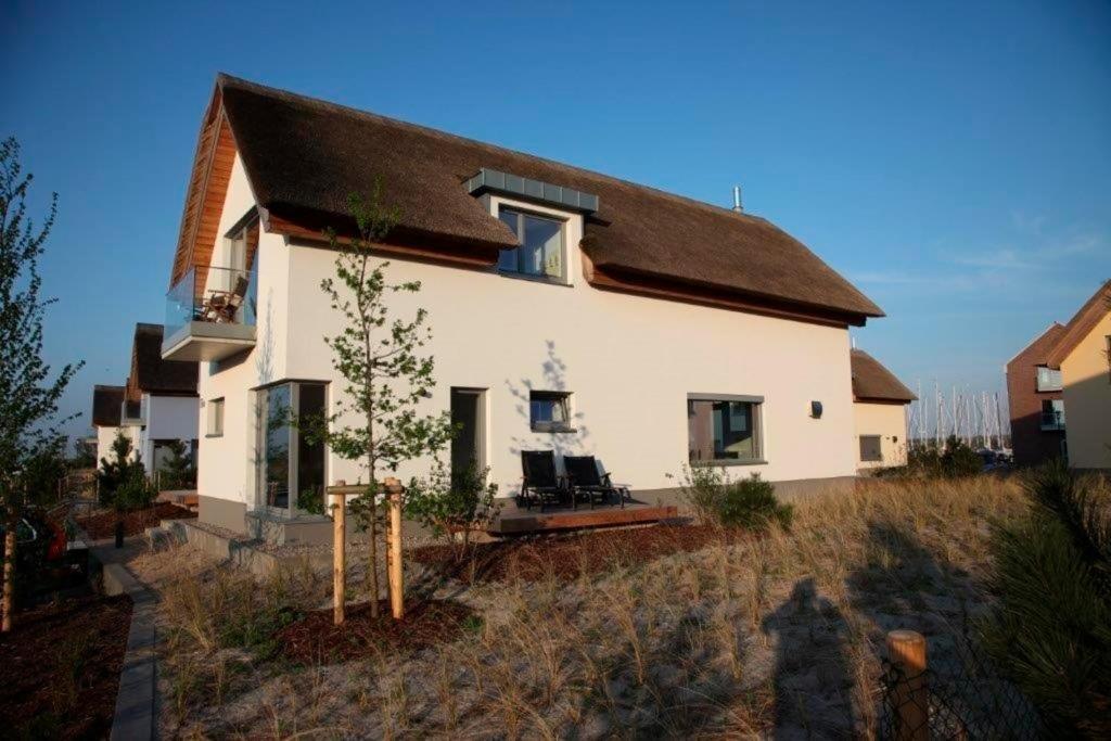 Ostsee - Reetdachhaus Nr 33 \ Graswarderweg 2 Haus 17 a, 23774 Heiligenhafen