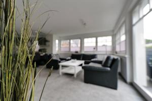 OstseeLagune Zingst, exklusive DHH, Sauna, Kamin, WLAN, Garten mit Südterrasse