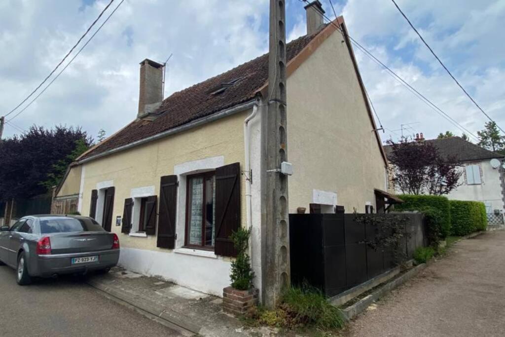 Our private house in Venizy 11 Rue de la Source, 89210 Venizy