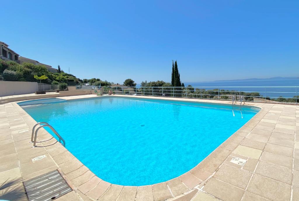 PANORAMA Domaine Vue Mer Accès Piscine 801 Allée des Amarantes, 83700 Drammont