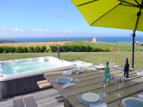 Panoramic Sea View and Jacuzzi, Premium, Telgruc-sur-Mer