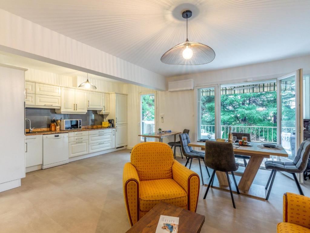 PARIS HOUSE 91140 Villejust