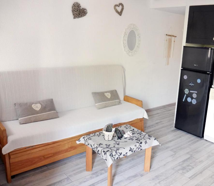Pastoral Holiday Home with Terrace Garden Barbecue Garage