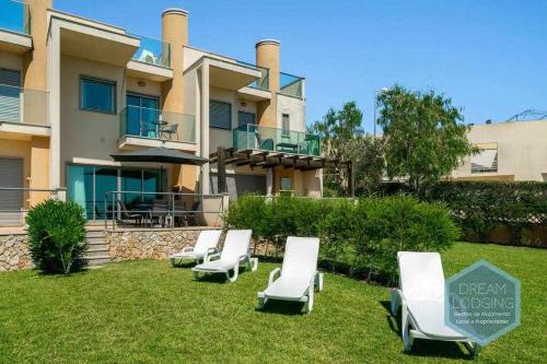 Patroves Sea View - Dream Lodging