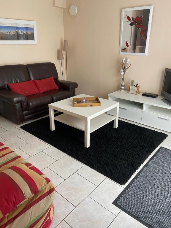PAUSE NATURE Maison avec SPA PRIVATIF et JARDIN