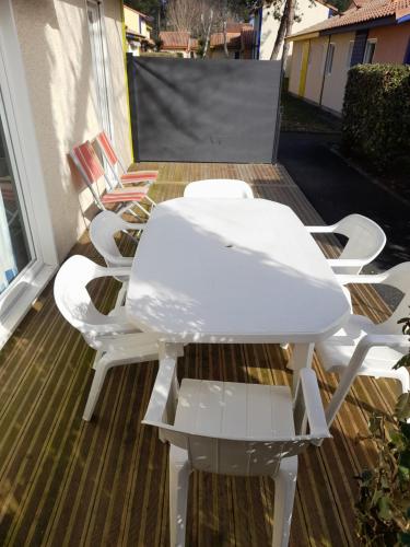 Pavillon, de 4 à 7 couchages, dans une superbe résidence avec piscine