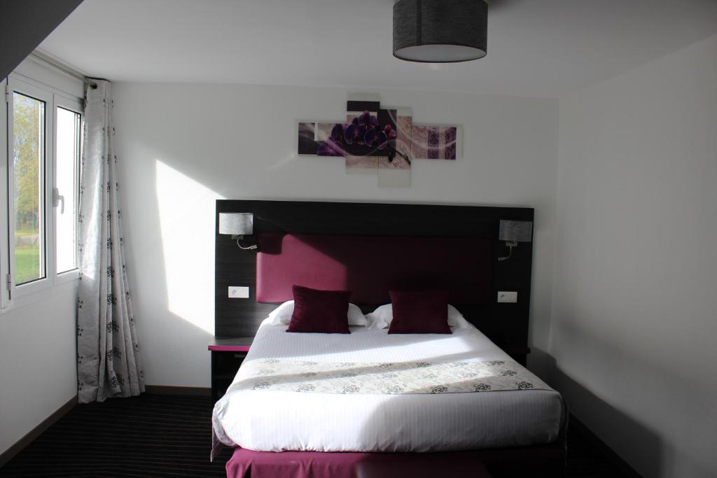 Peaceful Holiday Home in Vignol with Heated Swimming Pool
