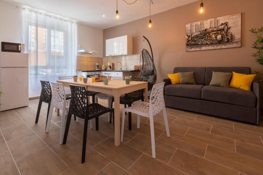 Penthouse avec Jacuzzi vue mer entre MONACO et Frontière Italienne 06500 Menton