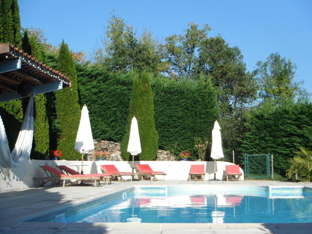 Maison de vacances Pertus La Bastide L'Eveque Pertus 12200 La Bastide-lʼÉvêque