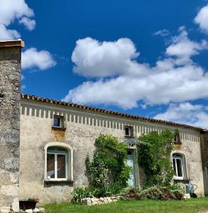 Maison de vacances Petit Clos Gîte Rural Petit Clos 47120 Saint-Jean-de-Duras Aquitaine