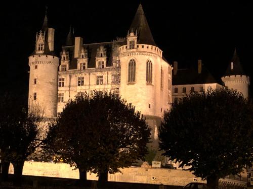 PETIT GITE EN BRACONNE