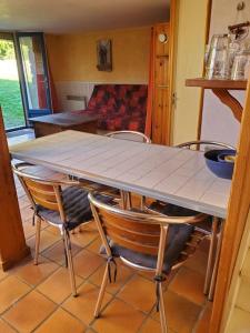 Petit gîte familial au cœur d'un hameau breton