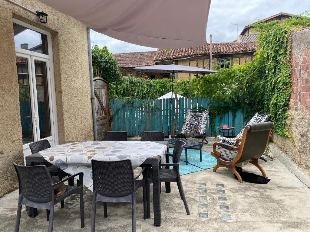 Maison de vacances Petit paradis 1 Bis Rue Carboire 32190 Vic-Fezensac