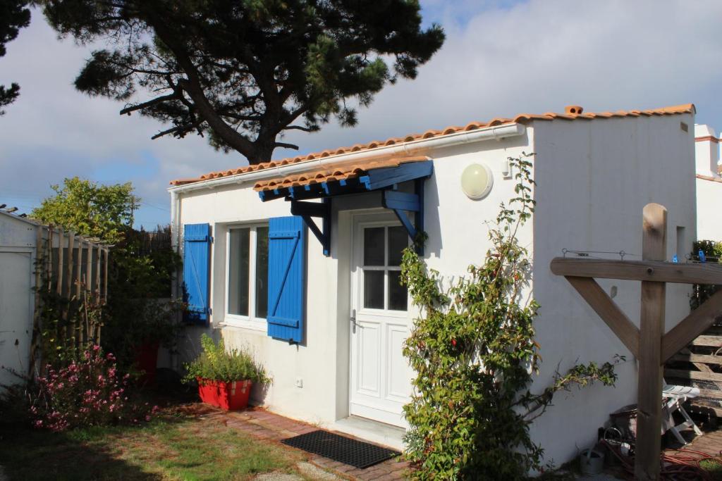 Petit studio CYPRÈS du BOIS 5 A rue des Sableaux 5 A rue des Sableaux 85330 NOIRMOUTIER en l’ILE, 85330 Noirmoutier-en-l\'Île