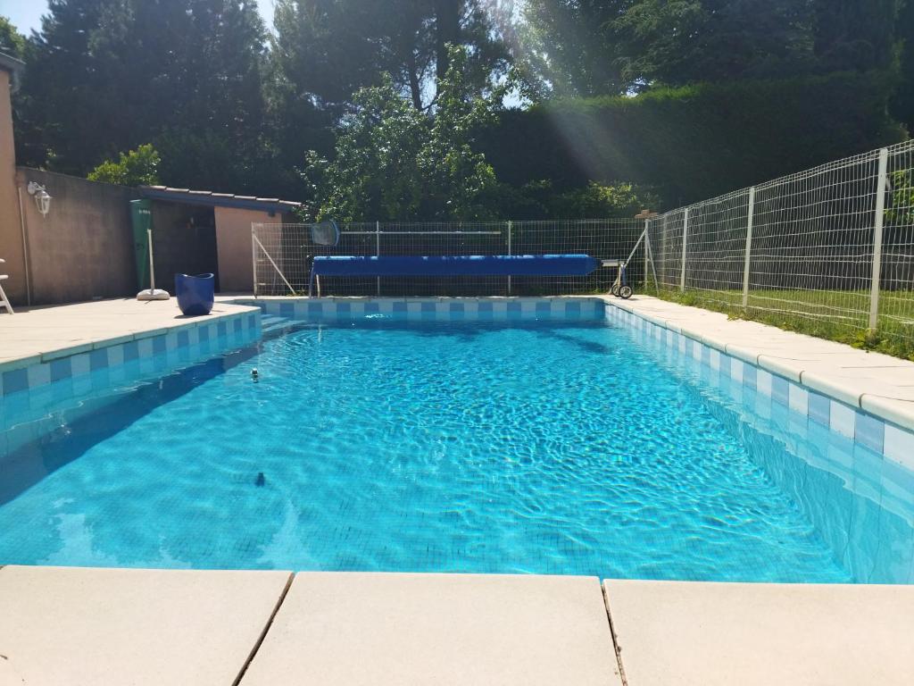 petit studio indépendant dans jardin