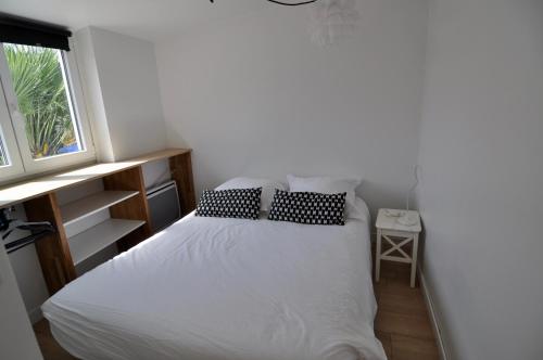 Petite maison cosy-9mn à pied gare, 5 mn plage !