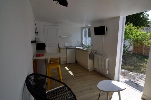 Petite maison cosy-9mn à pied gare, 5 mn plage !