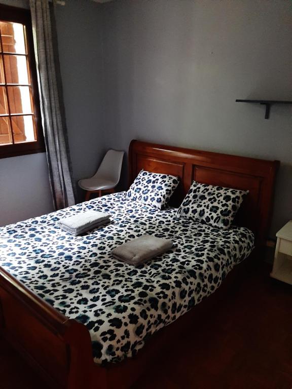 petite maison dans la campagne a 10 mn a pied du centre ville 13200 Arles