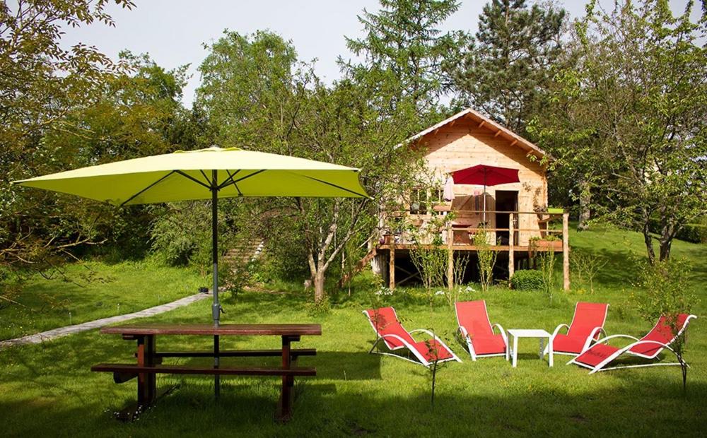 Petite maison de charme avec terrasse à 200m plage