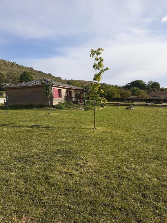 Maison de vacances PETITE MAISON EN BOIS Les Faisses 60 , Chemin des Pierres 30120 Rogues