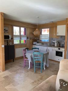 Petite maison en bois proche de Niort